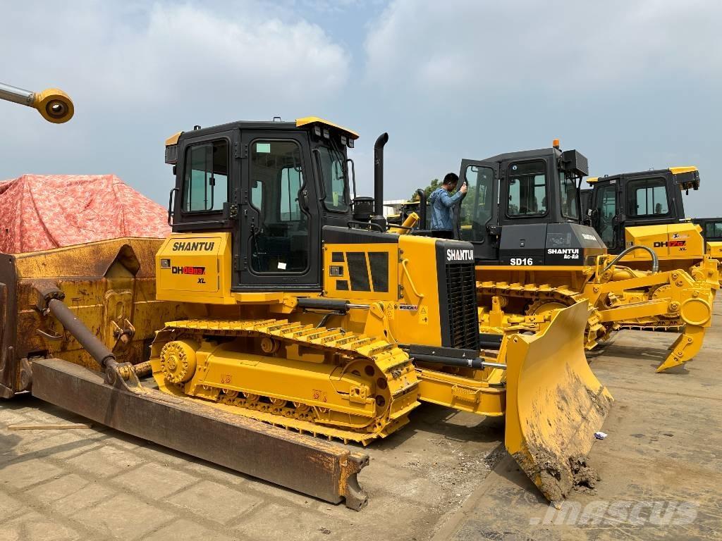 Shantui DH 13 Crawler dozers