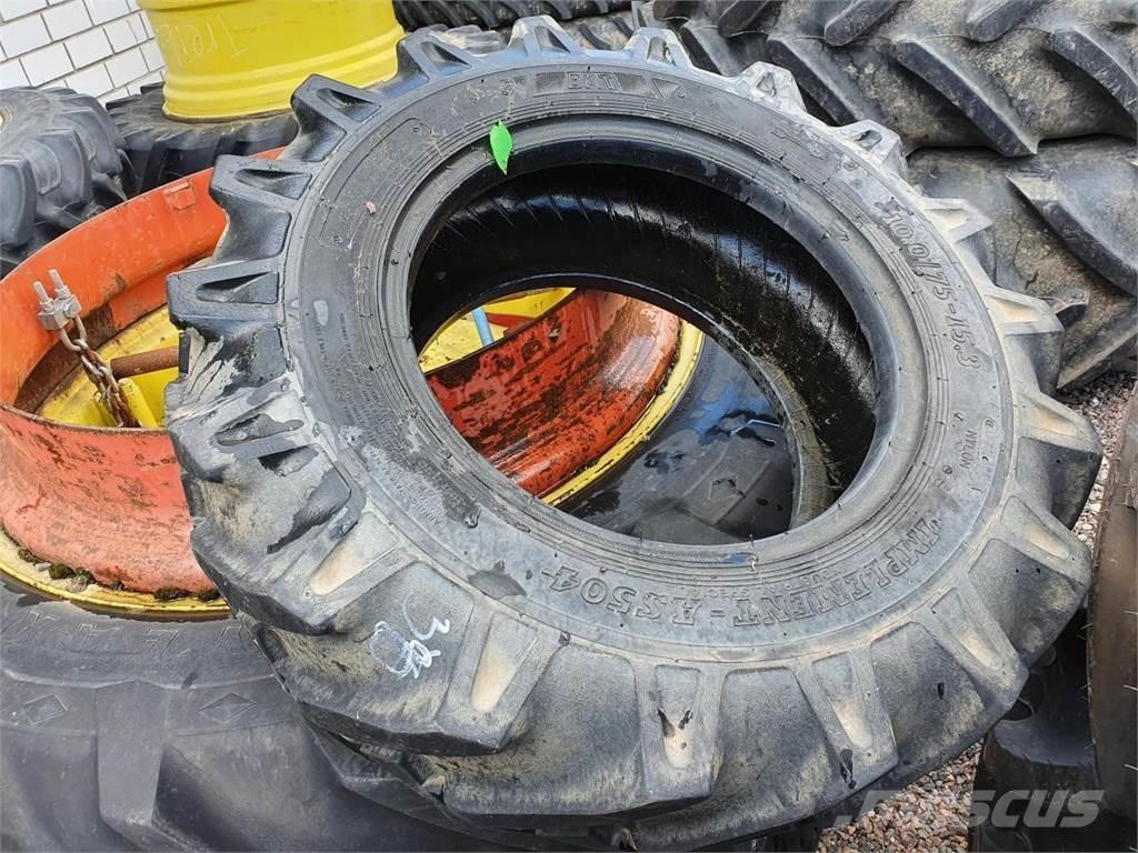 BKT 10.0/75-15,3 Tires, wheels and rims