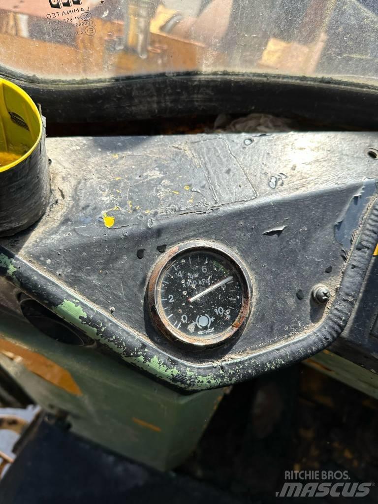 Volvo L160 Wheel Loaders