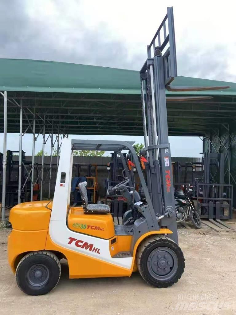 TCM FD 30 Diesel Forklifts