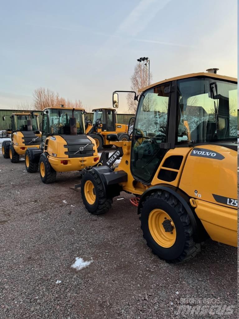 Volvo L 25 F Wheel Loaders