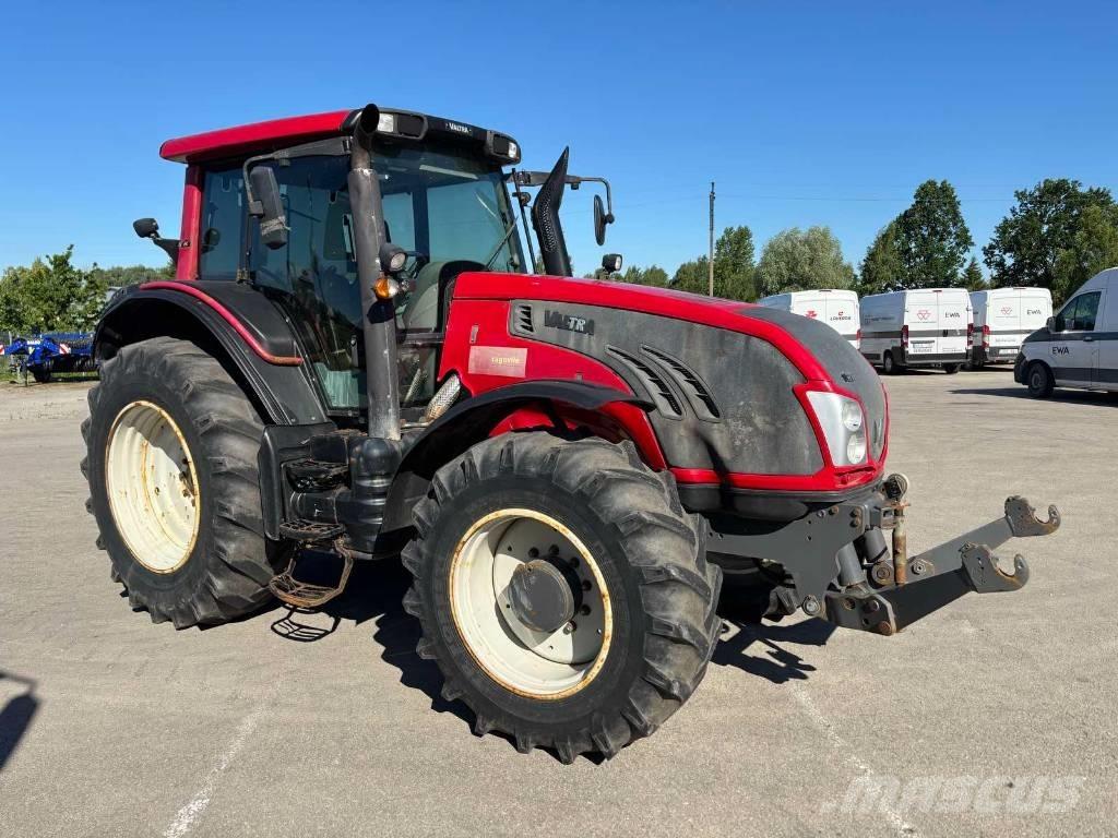 Valtra T 193 Tractors