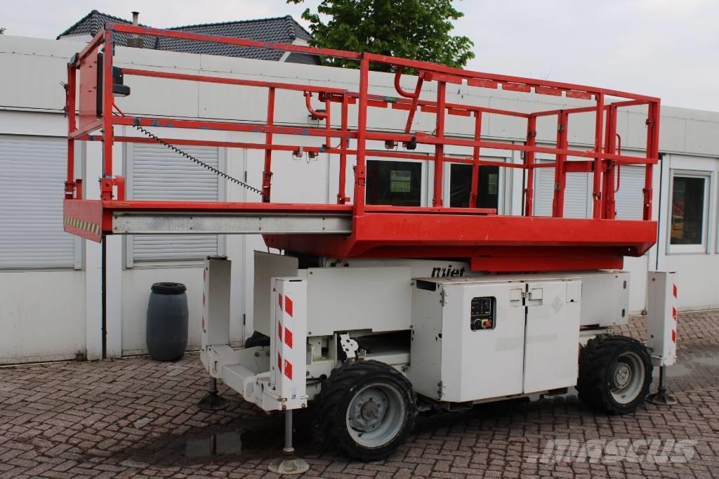 Genie GS 2669 Scissor Lifts