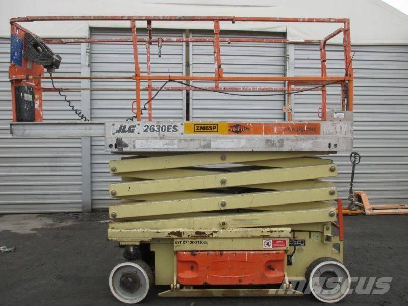 JLG 2630 ES Scissor Lifts