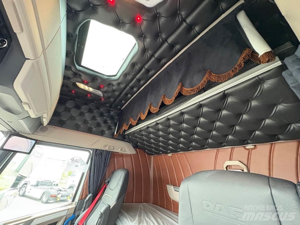 DAF XG+ 530 FAS Cab & Chassis Trucks