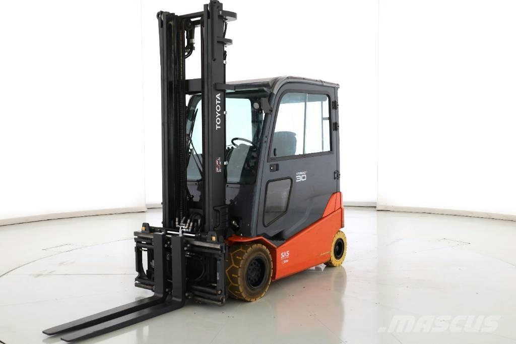 Toyota 8 FBMT 30 Electric Forklifts