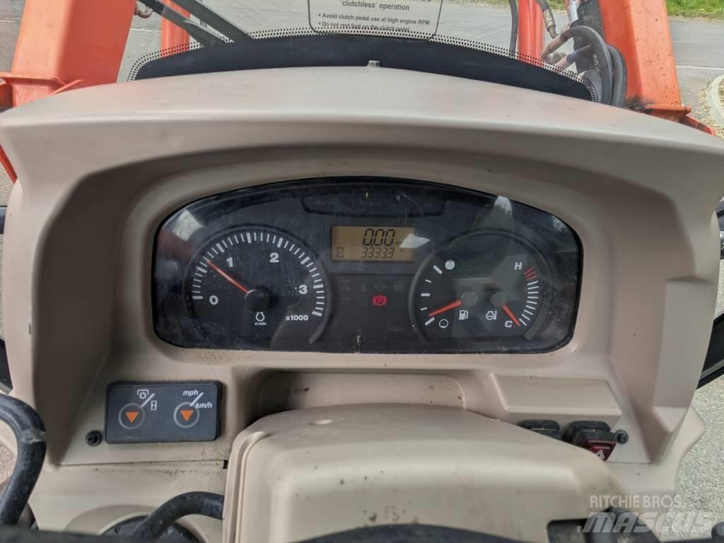 Kubota M 6040 Tractors