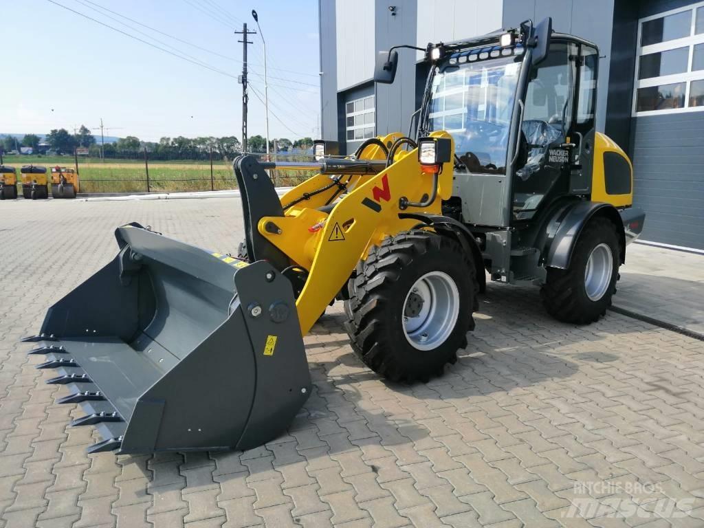 Wacker Neuson WL44 Wheel Loaders
