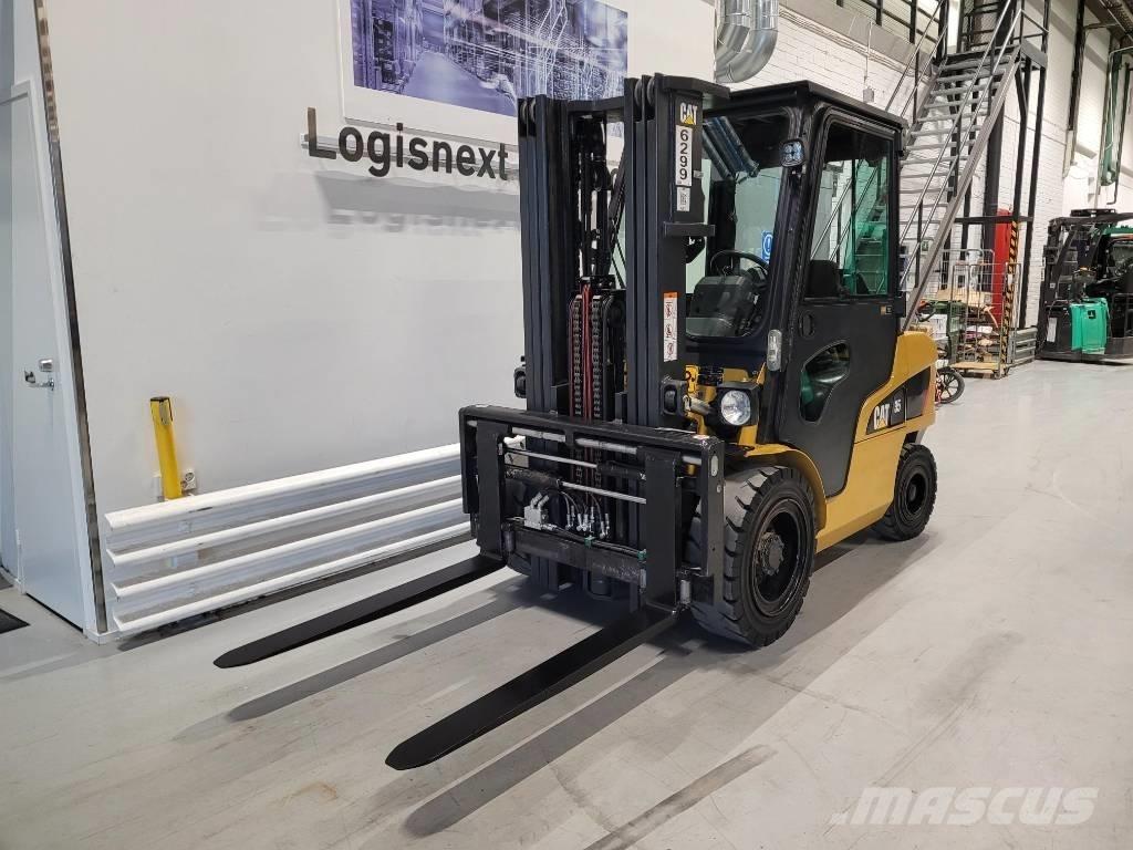 CAT DP 35 N Diesel Forklifts