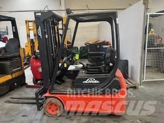 Linde E 14-02 Electric Forklifts