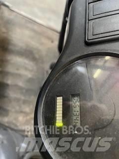 Linde E 14-02 Electric Forklifts
