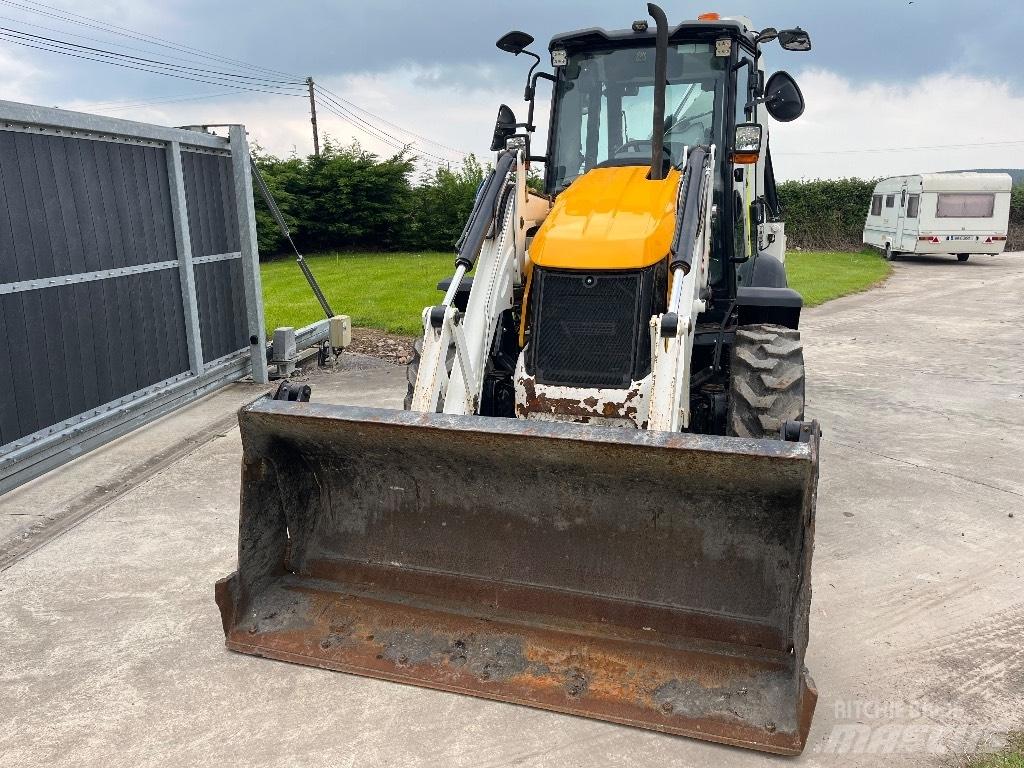 JCB 3CX Backhoe Loaders