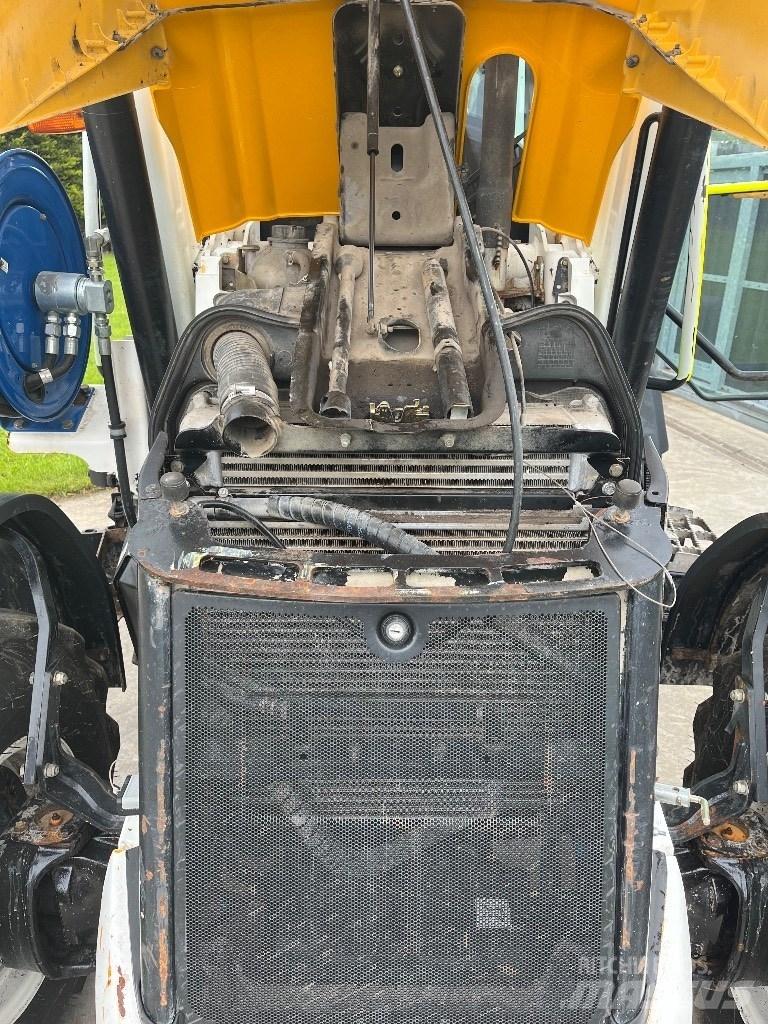 JCB 3CX Backhoe Loaders