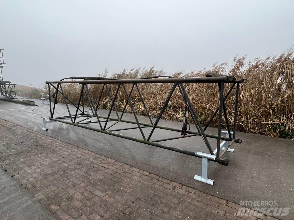 Hitachi KH 180-3 Crane Parts and Equipment