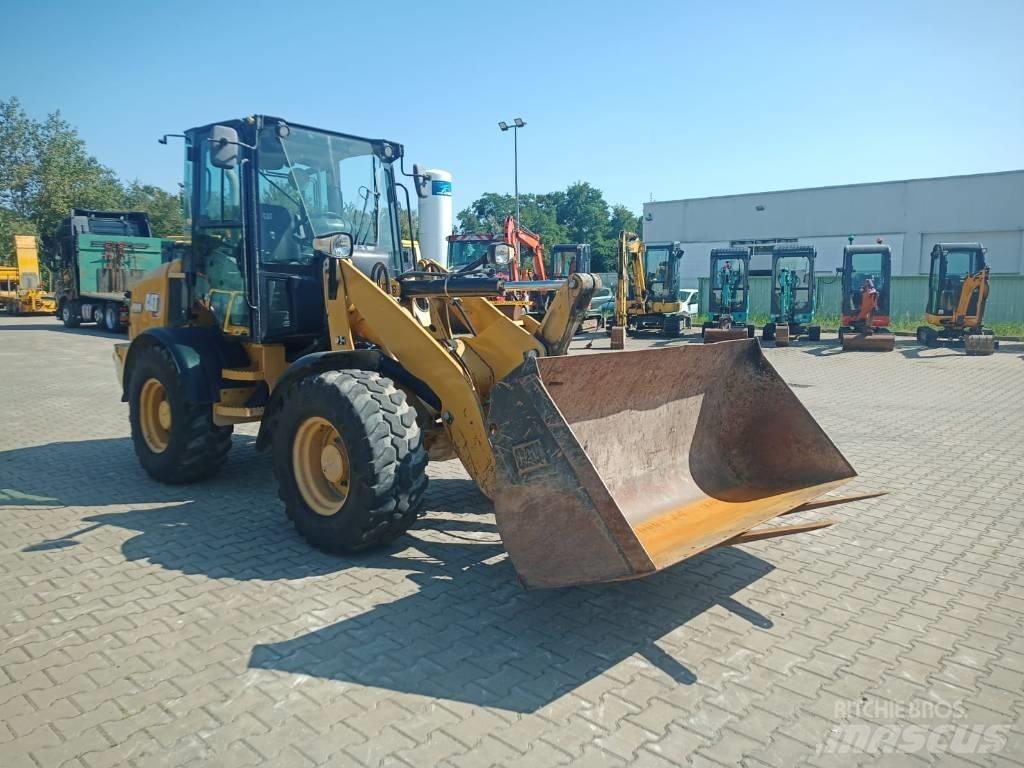 CAT 908 M Wheel Loaders