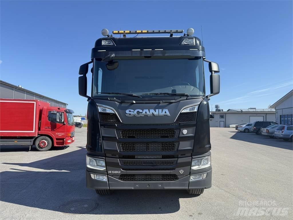 Scania R580 8X4 Dump Trucks