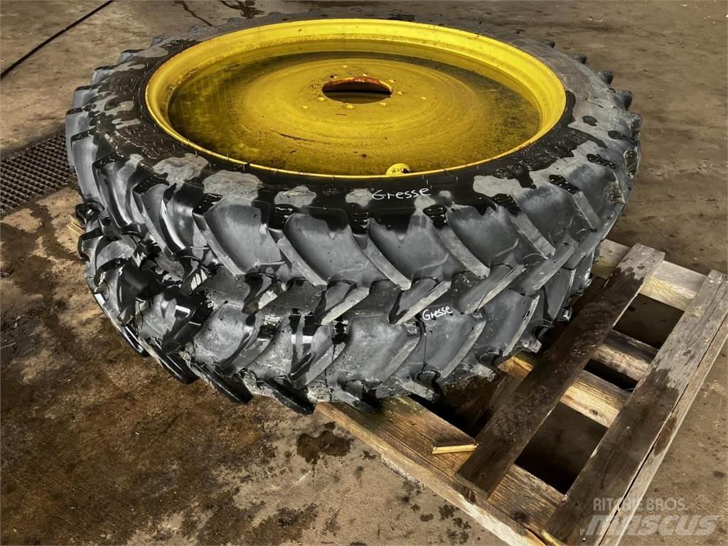 BKT 270/95R48 Tires, wheels and rims