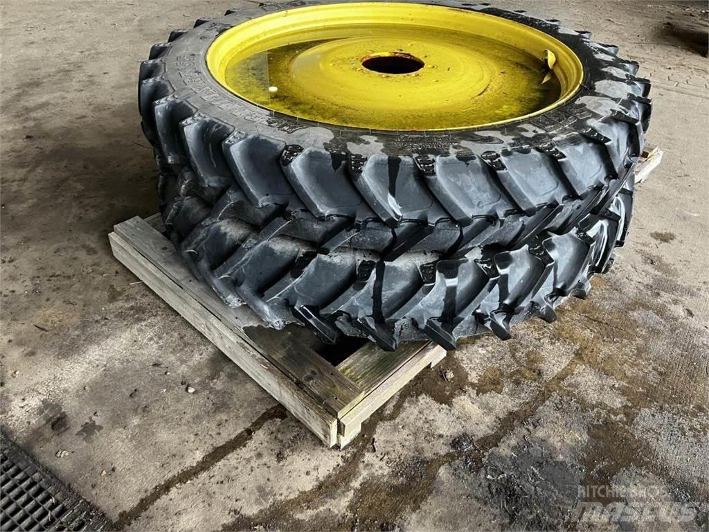 BKT 270/95R48 Tires, wheels and rims