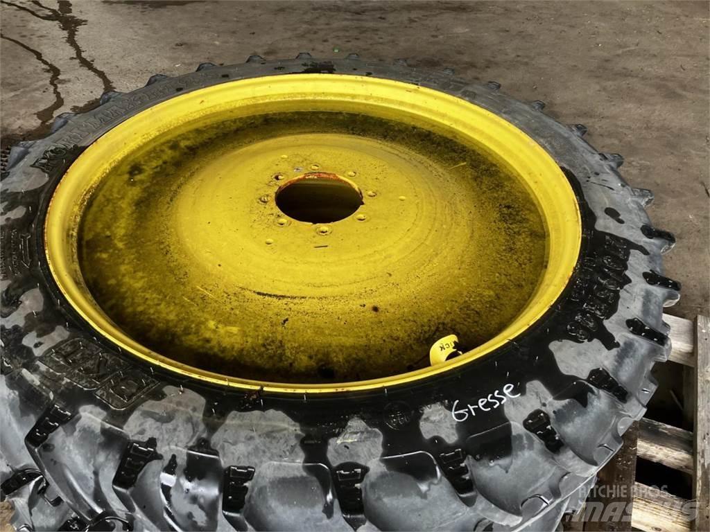 BKT 270/95R48 Tires, wheels and rims
