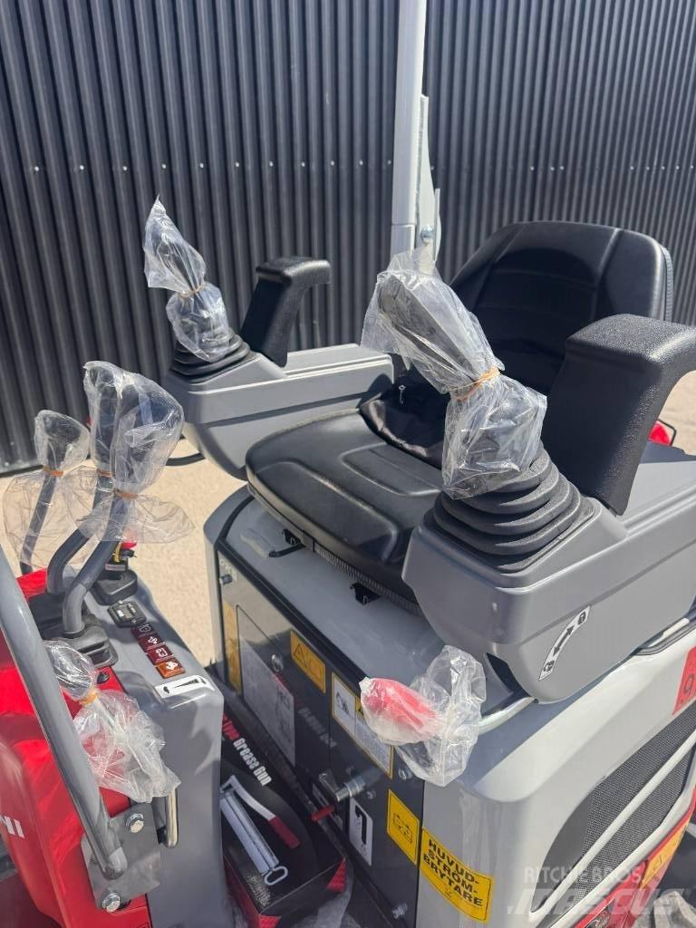 Takeuchi TB 210 R Mini Excavators <7t (Mini Diggers)