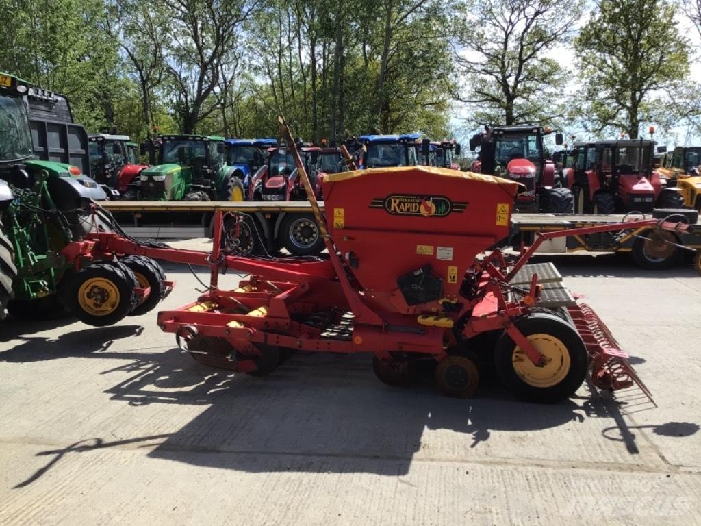 Väderstad Rapid300S Farm Drills