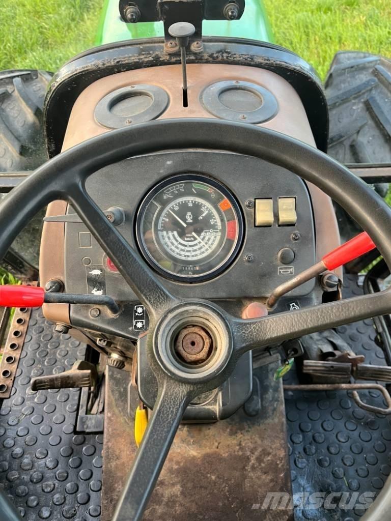 John Deere 1950 Tractors