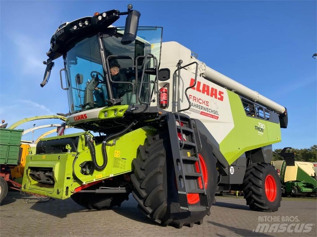 CLAAS Trion 730 Combine Harvesters
