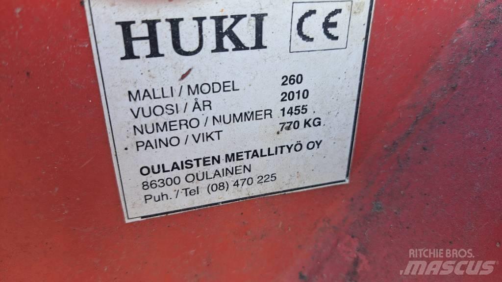  Huki 260 Snow Blowers