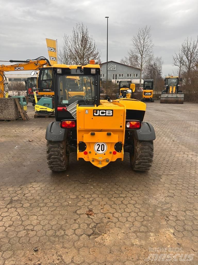 JCB 525-60 Hi-Viz Telescopic Handlers