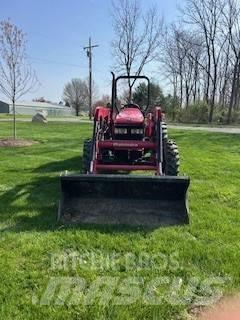 Mahindra 5555 Tractors
