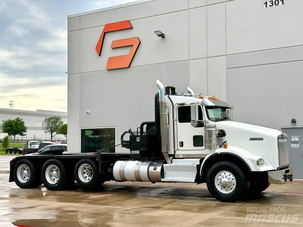 Kenworth T 800 Conventional Trucks / Tractor Trucks