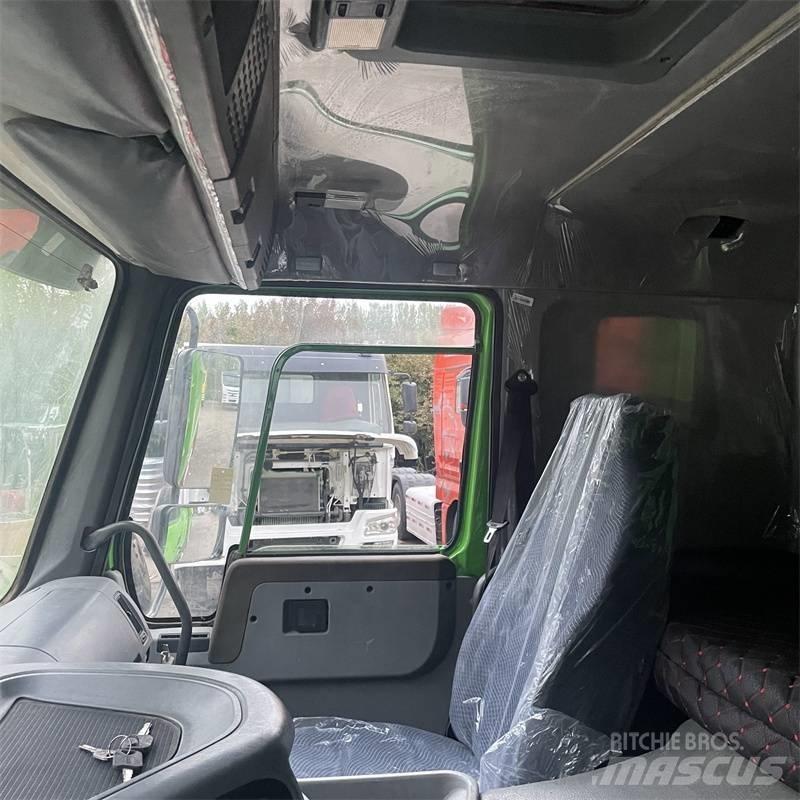 Howo 371 8x4 Dump Trucks