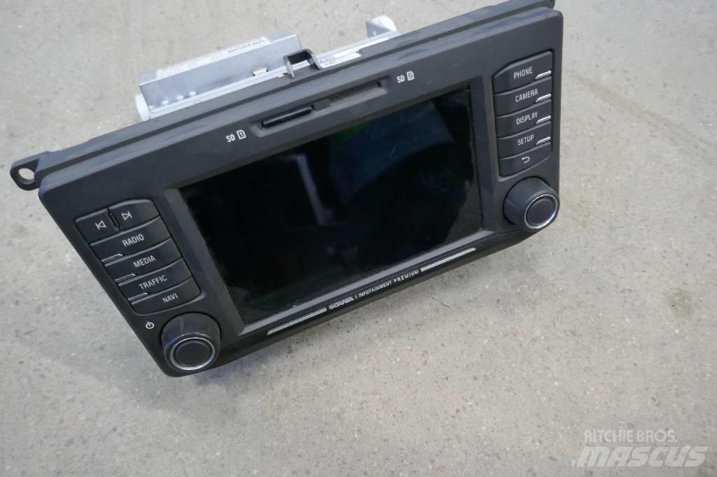  Radio Scania R-serie Electronics