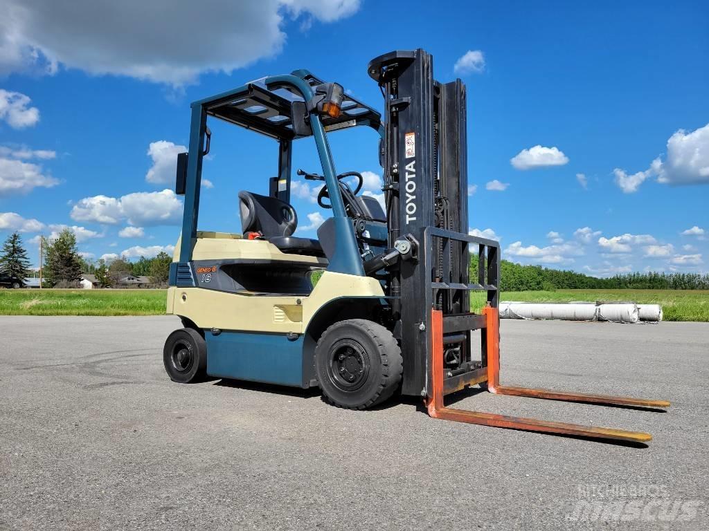 Toyota 7FB18 Electric Forklifts