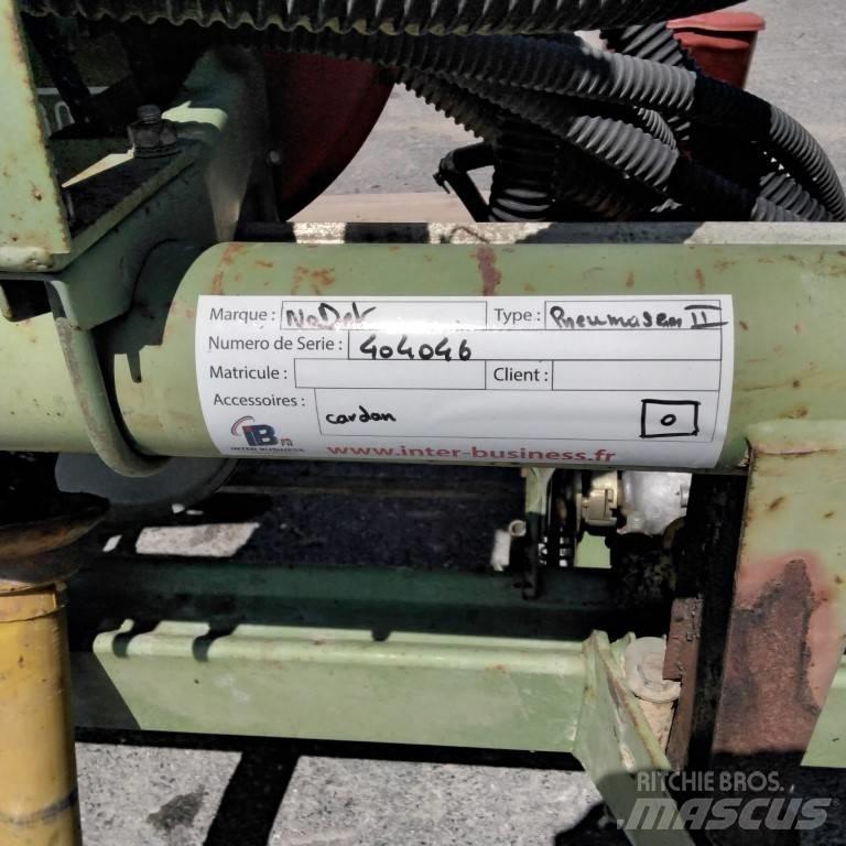 Nodet PNEUMASEM II Farm Drills