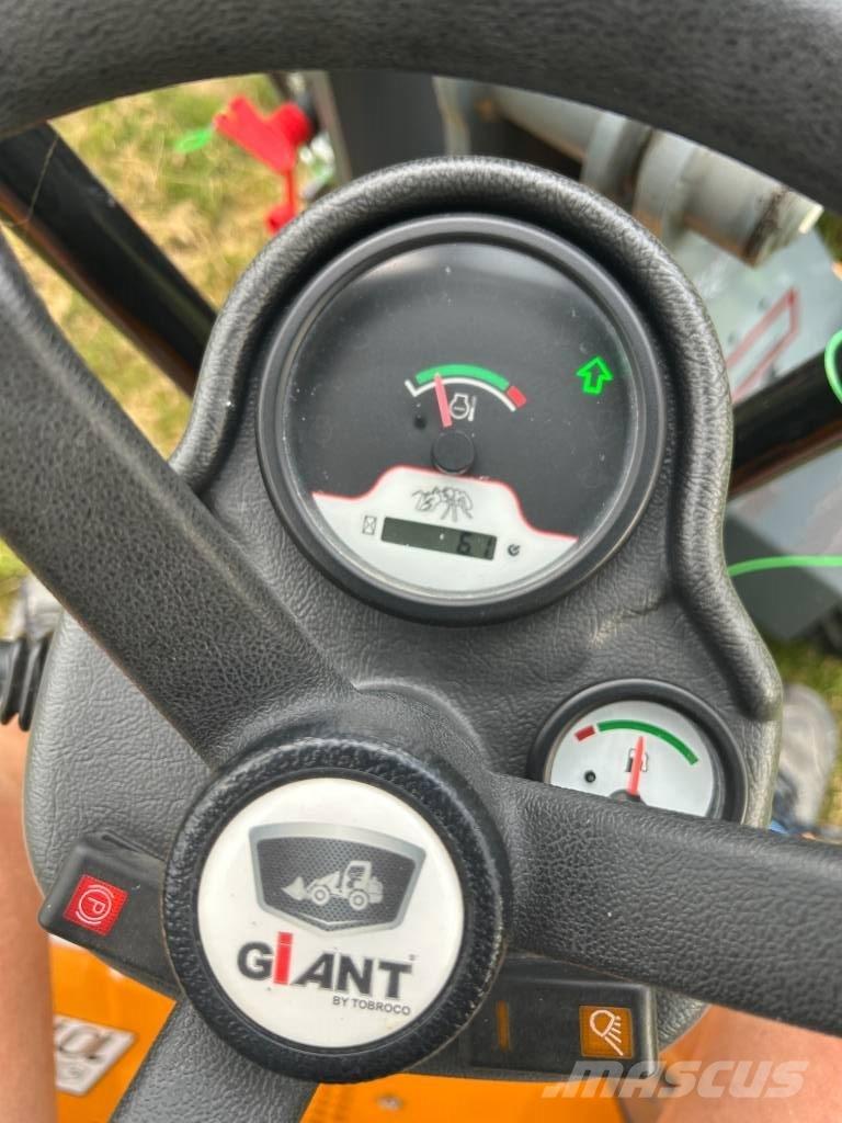 GiANT G 1200 Mini Loader