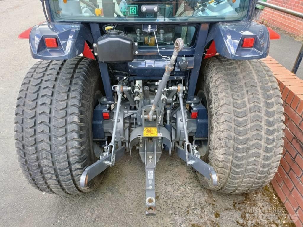 Massey Ferguson 1750 Tractors