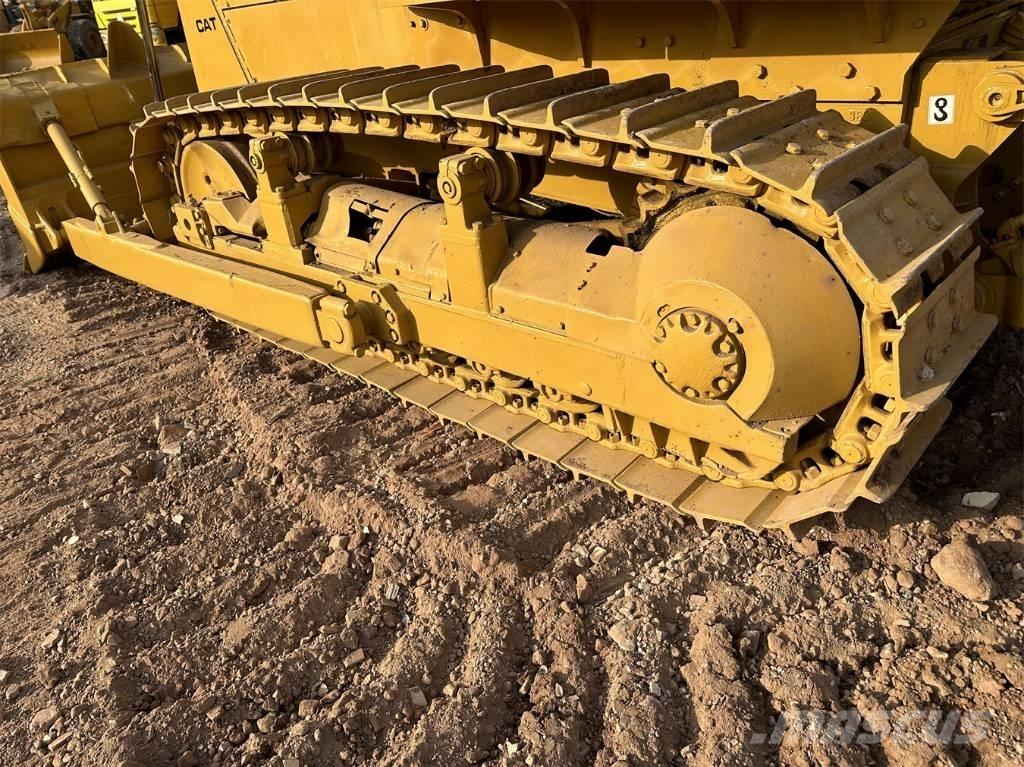 CAT D6G Crawler dozers