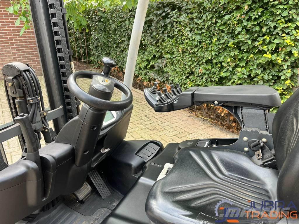 Still RX50-13 Electric Forklifts
