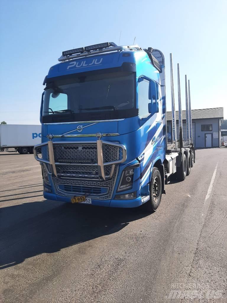 Volvo FH 16 Log trucks
