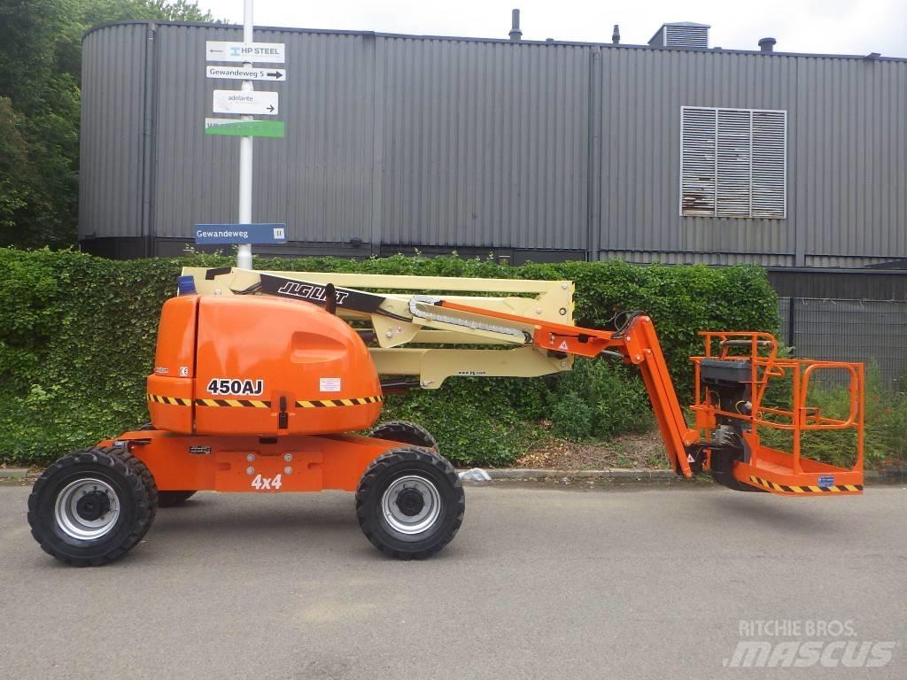 JLG 450AJ Articulated boom lifts