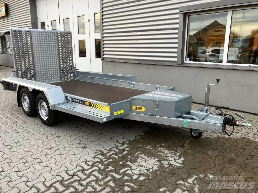 Lorries TPM 35 Lowboy trailer
