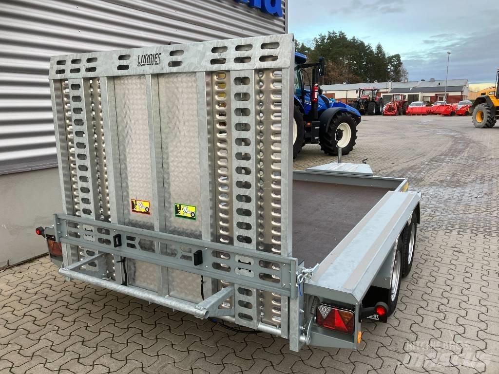 Lorries TPM 35 Lowboy trailer