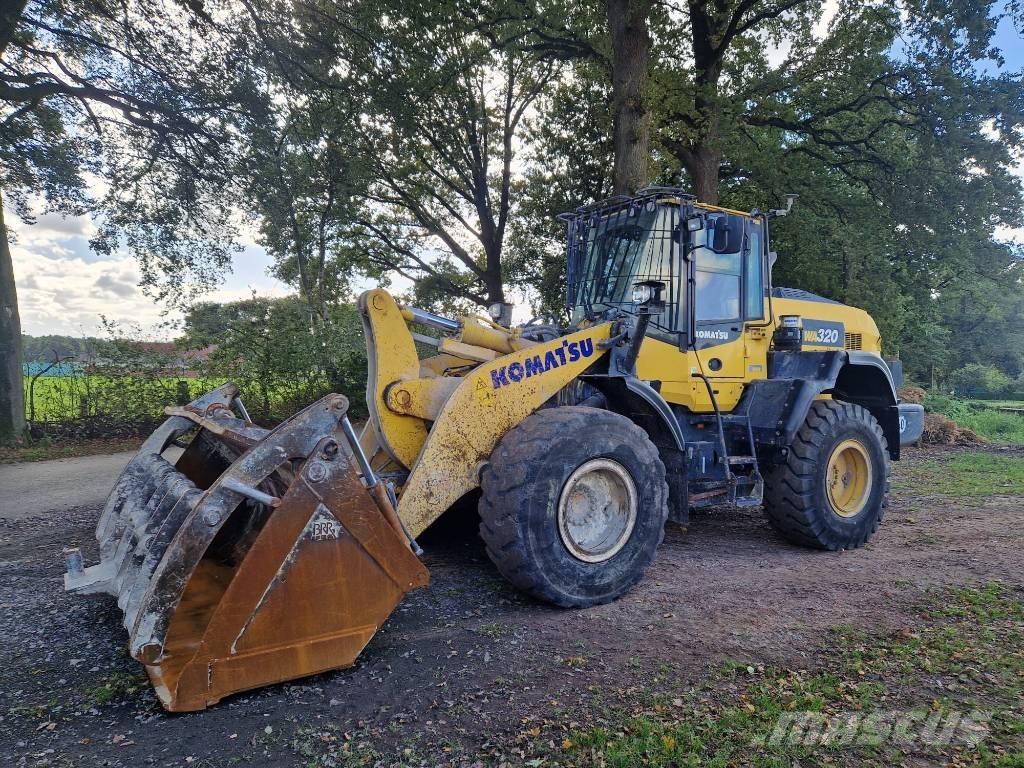 Komatsu WA 320-8 Wheel Loaders