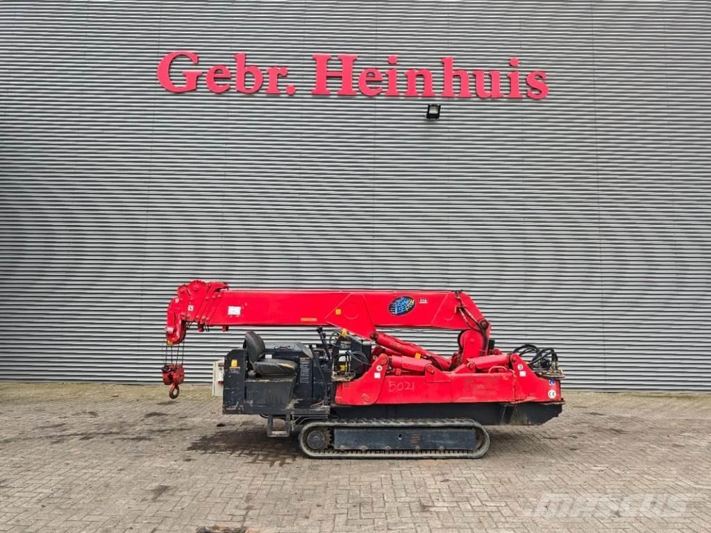 Unic URW 506 CDE Mini cranes