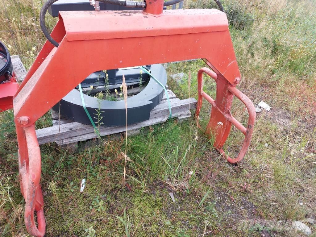 Nokka Paalipihti Hay and forage machine accessories