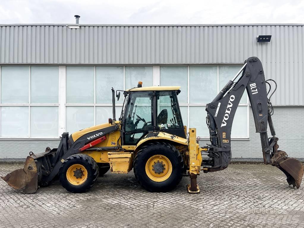 Volvo BL71 Backhoe Loaders