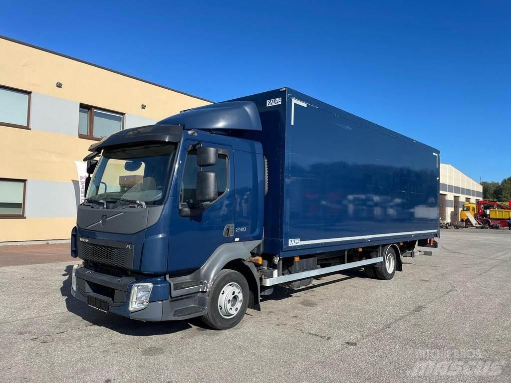 Volvo FL240 + LIFT Box trucks