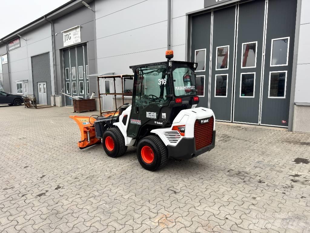 Bobcat L 28 Skid Steer Loaders