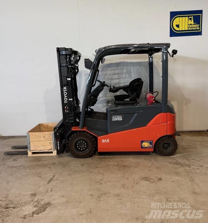 Toyota truck 8FBMT35 Electric Forklifts